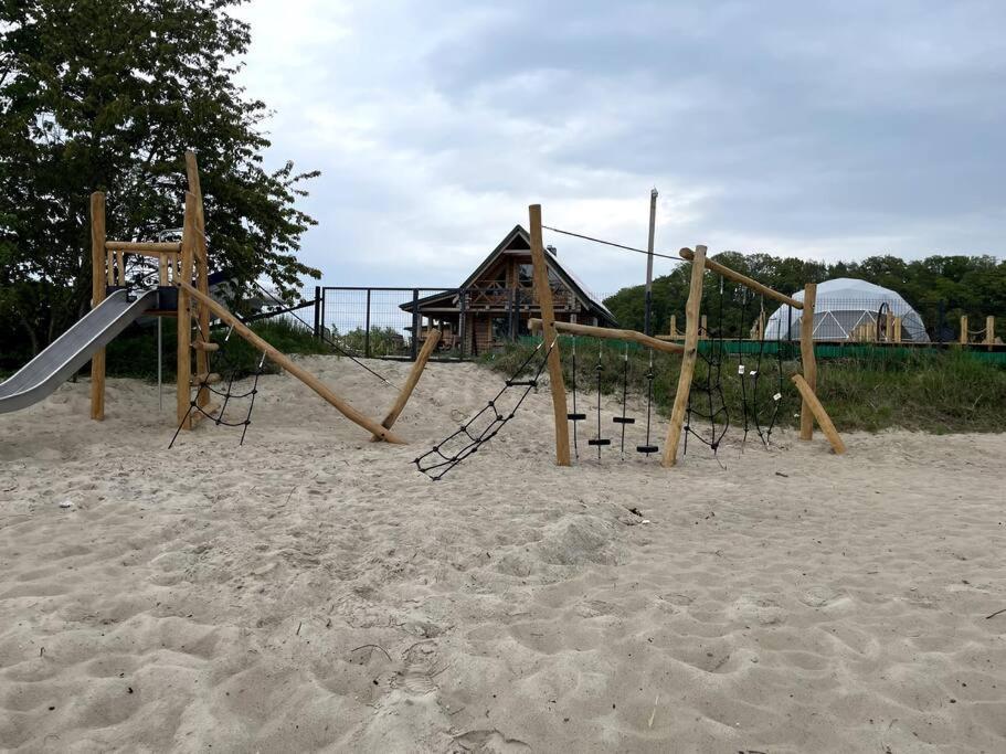 Tiny Beach House Heated And Airconditioned Wapnica  Eksteriør bilde